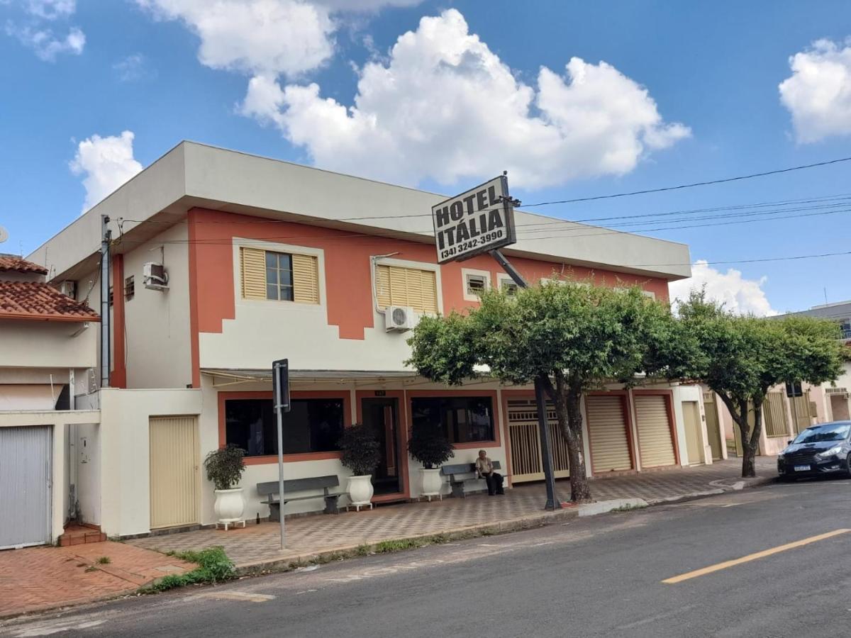 Hotel Italia Araguari Buitenkant foto